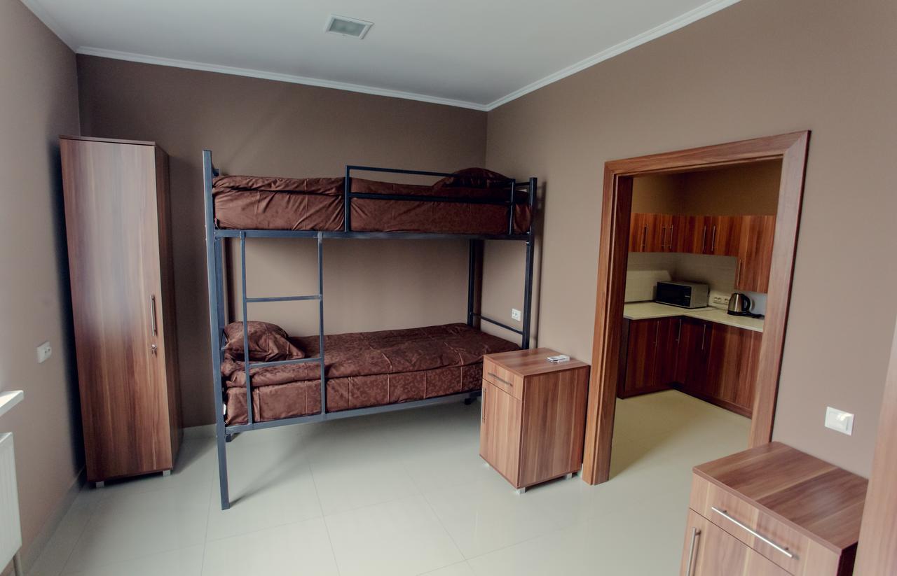 Hostel Bvt Brest Eksteriør billede